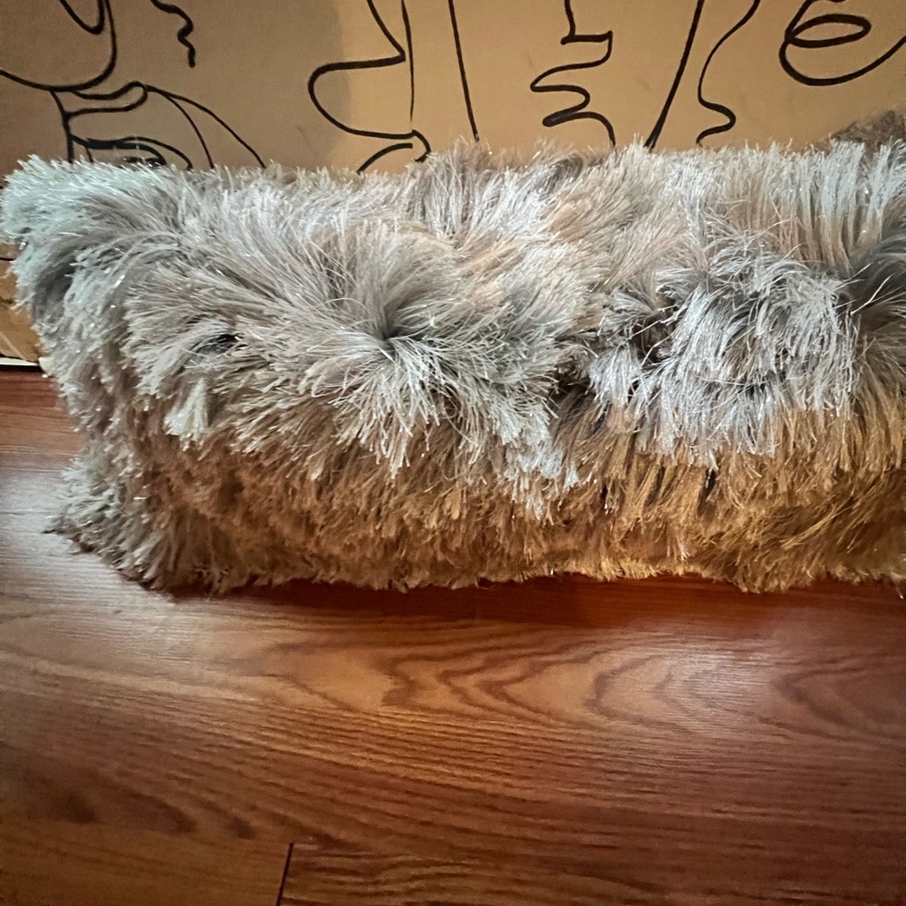 Fluffy pillow